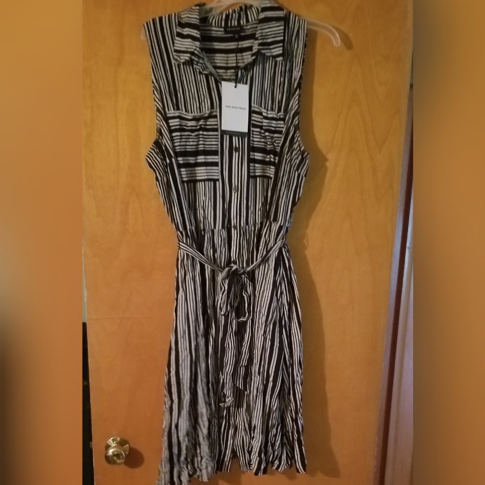 WhoWhatWear Sleeveless Button Down Dress